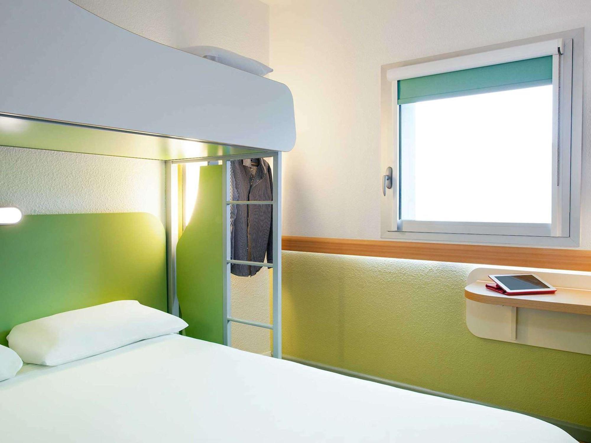 Ibis Budget Beaconsfield Extérieur photo