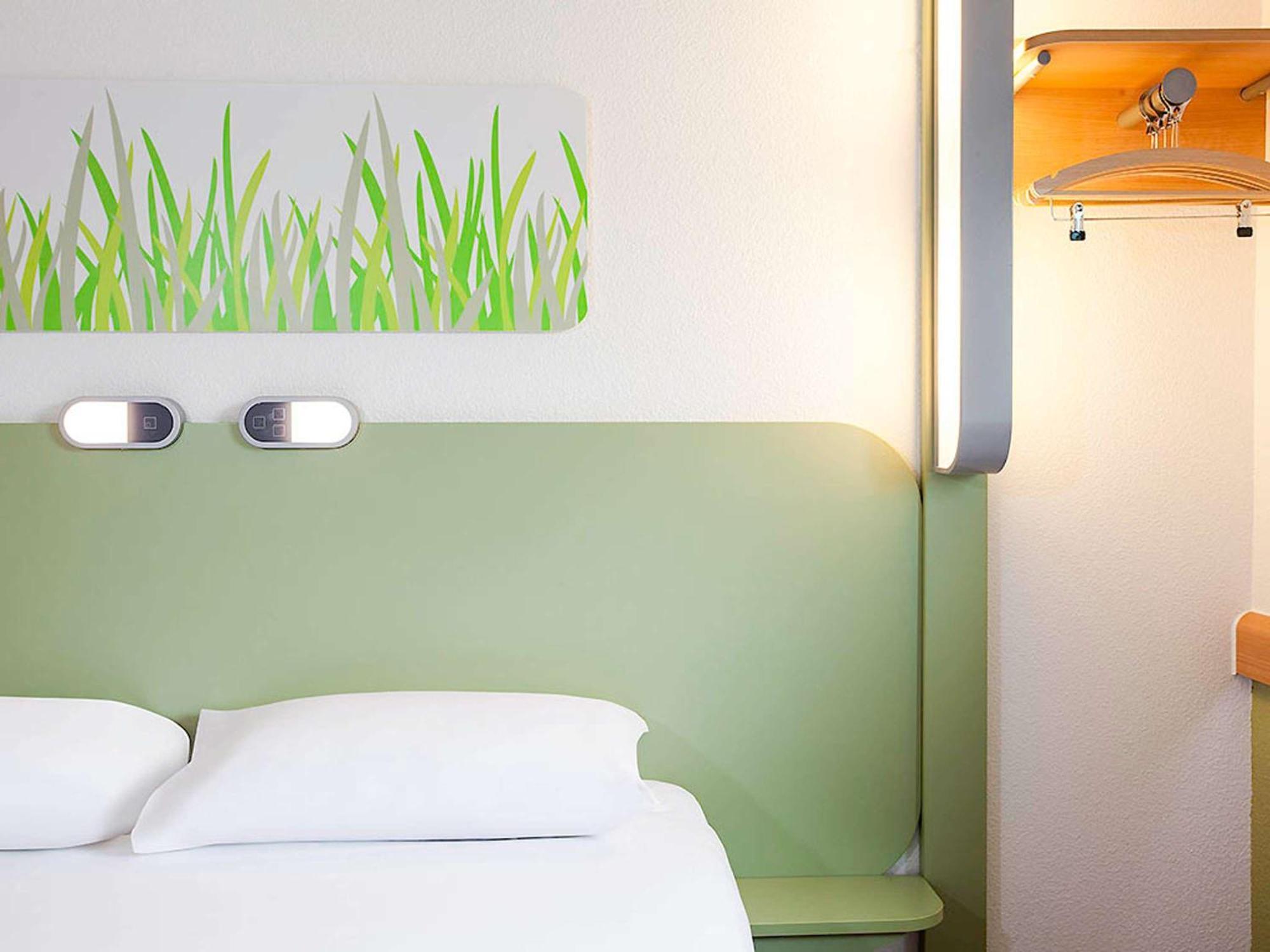 Ibis Budget Beaconsfield Extérieur photo